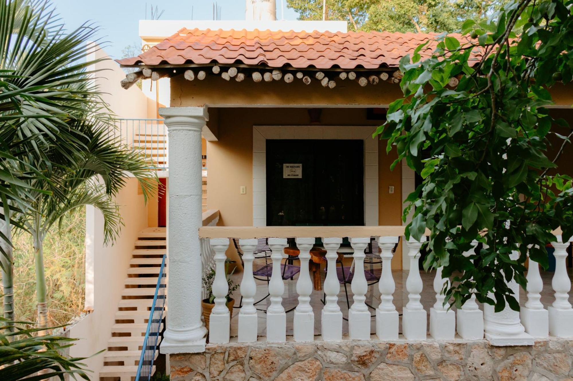 Hostal Tunich Naj & Hotel Valladolid  Kültér fotó